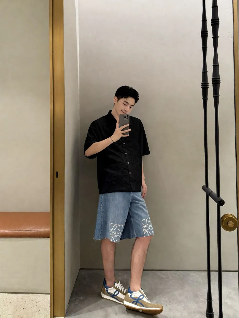 Louis Vuitton/Louis Vuitton presbyopic hollow embroidered short-sleeved shirt